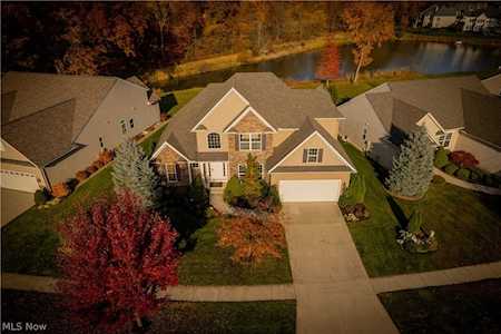 709 Schiller Ct Avon Lake, OH 44012
