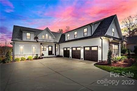 6911 Kingfisher Ct Denver, NC 28037