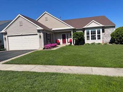 13071 Crestview Dr Huntley, IL 60142