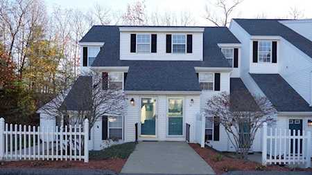 19 Berrington Rd #19 Leominster, MA 01453