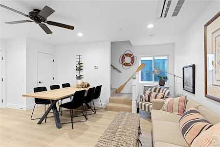 215 32nd St Newport Beach, CA 92663