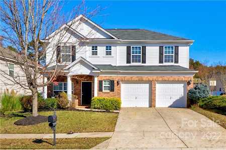 110 Tulip Dr Mooresville, NC 28117