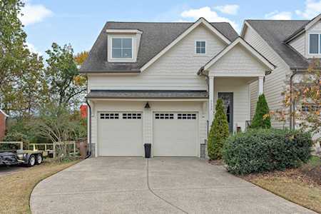 5533 Knob Rd Nashville, TN 37209