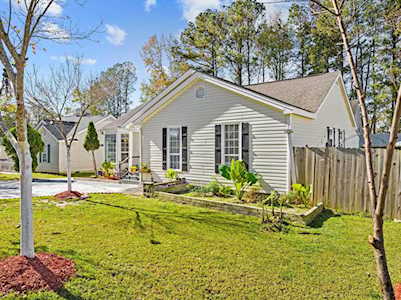 2013 Carthage Circle Raleigh, NC 27604