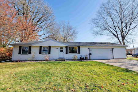 1129 Suburban Dr De Pere, WI 54115