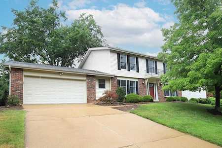 251 Clayton Trails Dr Ellisville, MO 63011