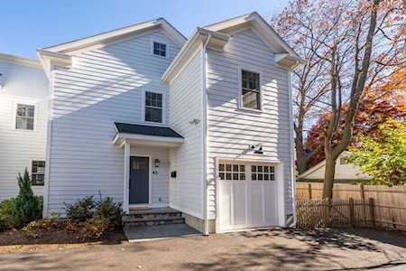 42 Athelstane Rd #42 Newton, MA 02459
