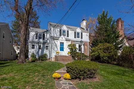 45 Greenwood Dr Millburn, NJ 07041