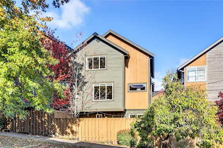 2834 SW Adams St #A Seattle, WA 98126