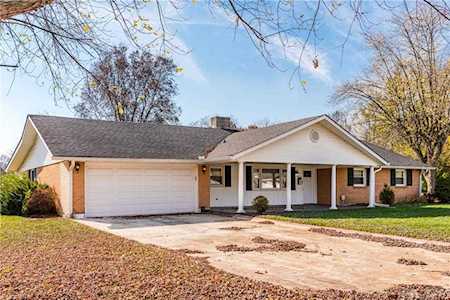 20 Bristol Drive Centerville, OH 45458