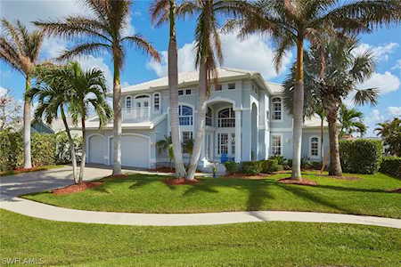 71 Hickory Ct Marco Island, FL 34145