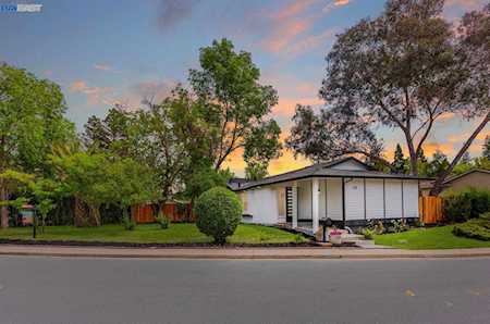 796 Contada Cir Danville, CA 94526