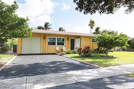 501 NW 99th Way Pembroke Pines, FL 33024