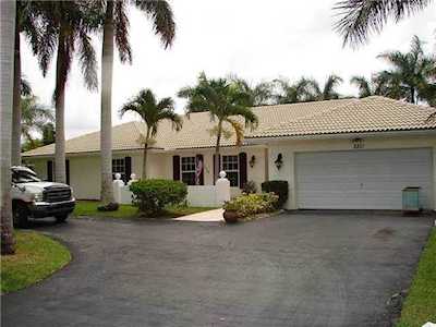 2831 NW 115th Ter Coral Springs, FL 33065