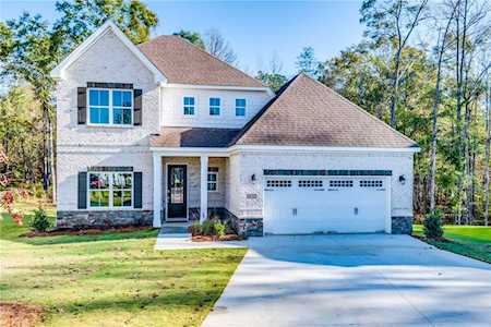 1610 Whiskey Run Dr Auburn, AL 36830