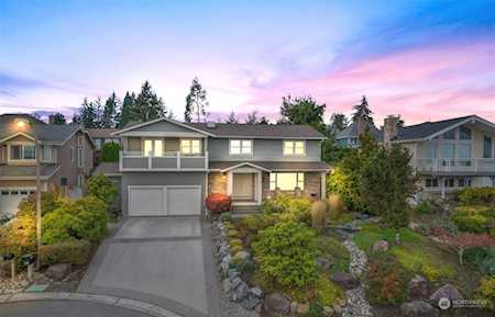 19313 65th Ave NE Kenmore, WA 98028