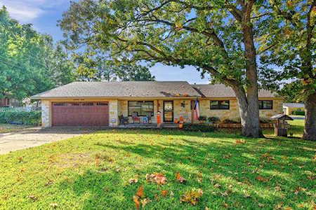 1730 W Hull Street Denison, TX 75020