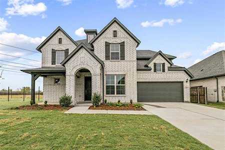 101 Arveson Avenue Fort Worth, TX 76131
