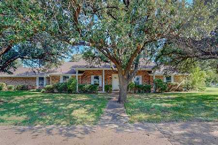 2115 Mcpherson Road Fort Worth, TX 76140