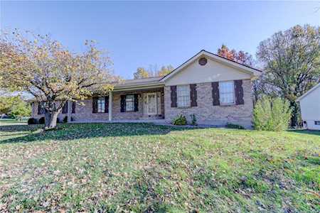 612 Hunter Chaise Dr Wentzville, MO 63385