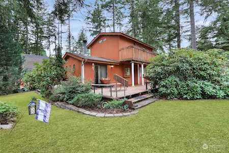 1031 E Manzanita Dr Union, WA 98592