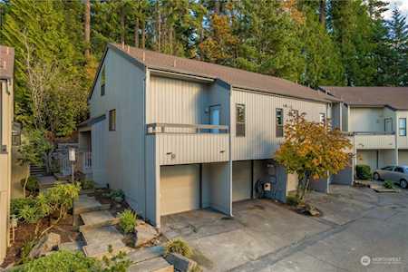 10832 NE 37th Place #1 Bellevue, WA 98004