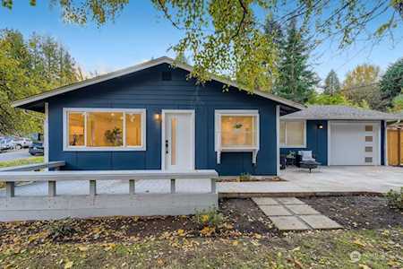 1717 NE 192nd St Shoreline, WA 98155