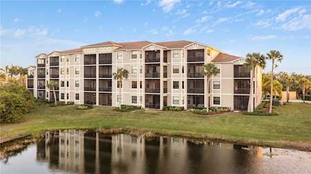 7121 River Hammock Dr #105 Bradenton, FL 34212
