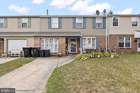 109 Brookdale Place Clementon, NJ 08021