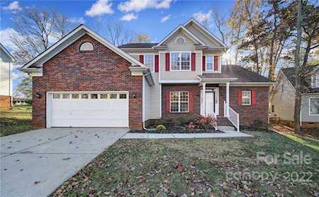 12114 Meadow Post Ln Charlotte, NC 28269