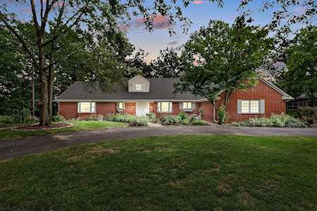 3 Baybrook Ln Oak Brook, IL 60523