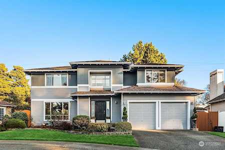 6912 115th Place SE Newcastle, WA 98056