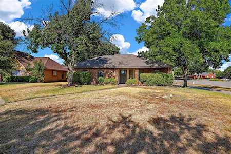 100 Lily Court Allen, TX 75002