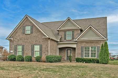 906 Bastogne Way Murfreesboro, TN 37129