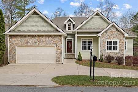 7 Nuthatch Ct Fairview, NC 28730