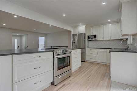 6567 S Elizabeth Way Centennial, CO 80121