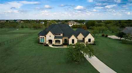 263 Eagle Pass Royse City, TX 75189