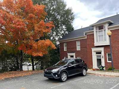 2664 Dilworth Heights Ln Charlotte, NC 28209