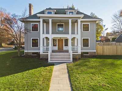 153 East Emerson St Melrose, MA 02176