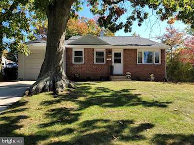 215 Woodland Ave Cherry Hill, NJ 08002