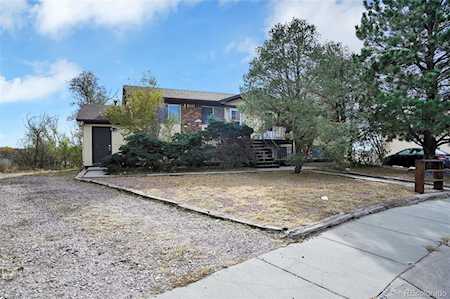 1125 Chiricahua Loop Colorado Springs, CO 80915
