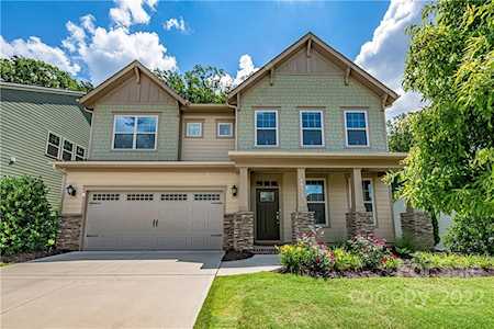 16513 Palisades Commons Dr Charlotte, NC 28278
