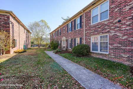 103 Ramsgate Gardens Ct #103 Louisville, KY 40207