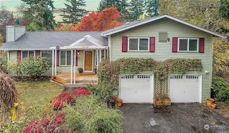 22619 27th Place S Des Moines, WA 98198