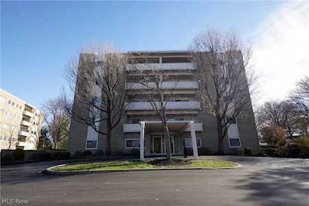 2159 Wooster #44 Rocky River, OH 44116
