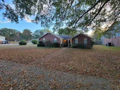 1776 Miller Farms Rd Germantown, TN 38138