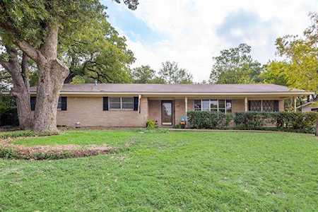 1461 Lexington Drive Corsicana, TX 75110