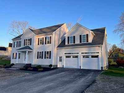 8 Neary Mountain Circle Randolph, MA 02368