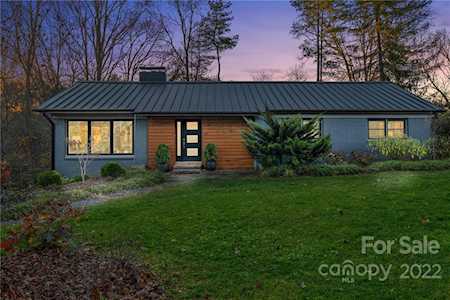 19 Red Oak Rd Asheville, NC 28804