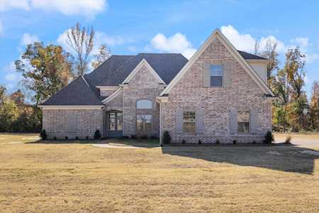 8221 Briscoe Dr Olive Branch, MS 38654